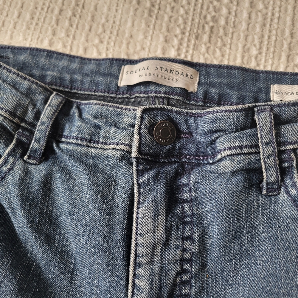 Social Standard Jeans. High rise. 27" Inseam. Strech Denim. Raw Hem.